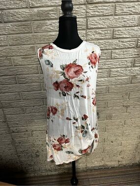 White Floral Sleeveless Tunic Top with Rose Print Brenda’s Size L Cinched Front